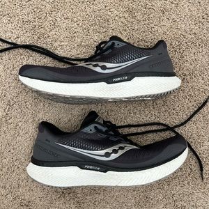 Size 10.5 - Saucony Triumph 18 Charcoal
